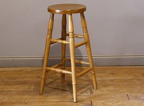 バースツール|ビーチ材・1930年代 明るい木肌の丸座面 高さ76cm