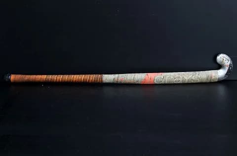 ホッケースティック|ビーチ材・1960年代 茶のグリップ Grays 93cm