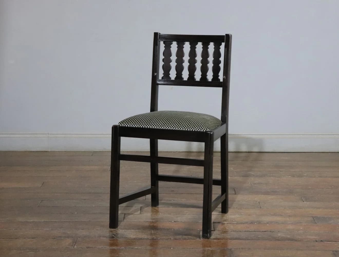 ダイニングチェア|オーク材・エルム材・1950年代 オールドコロニアル ERCOL(アーコール)