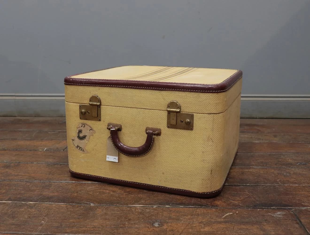 トランク|1930年代 生成りのハットボックス型 46×47cm