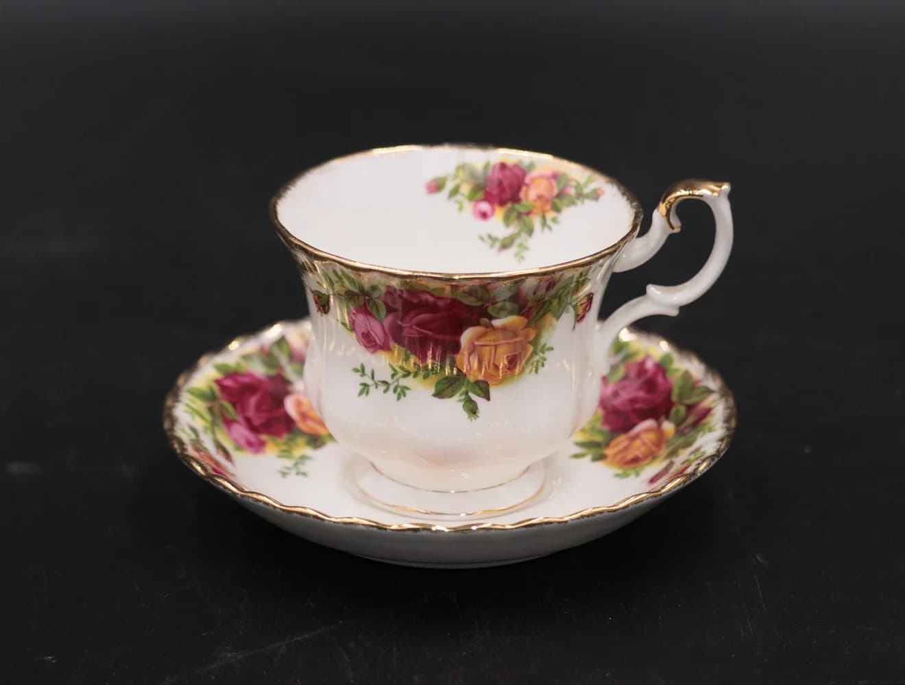 カップ&ソーサー|オールドカントリーローズ ROYAL ALBERT(ロイヤルアルバート)