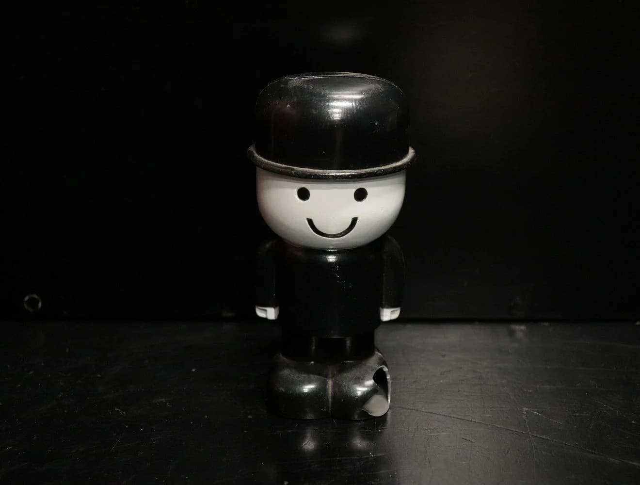 フレッド コインバンク|Homepride のキャラクター貯金箱 14.5cm