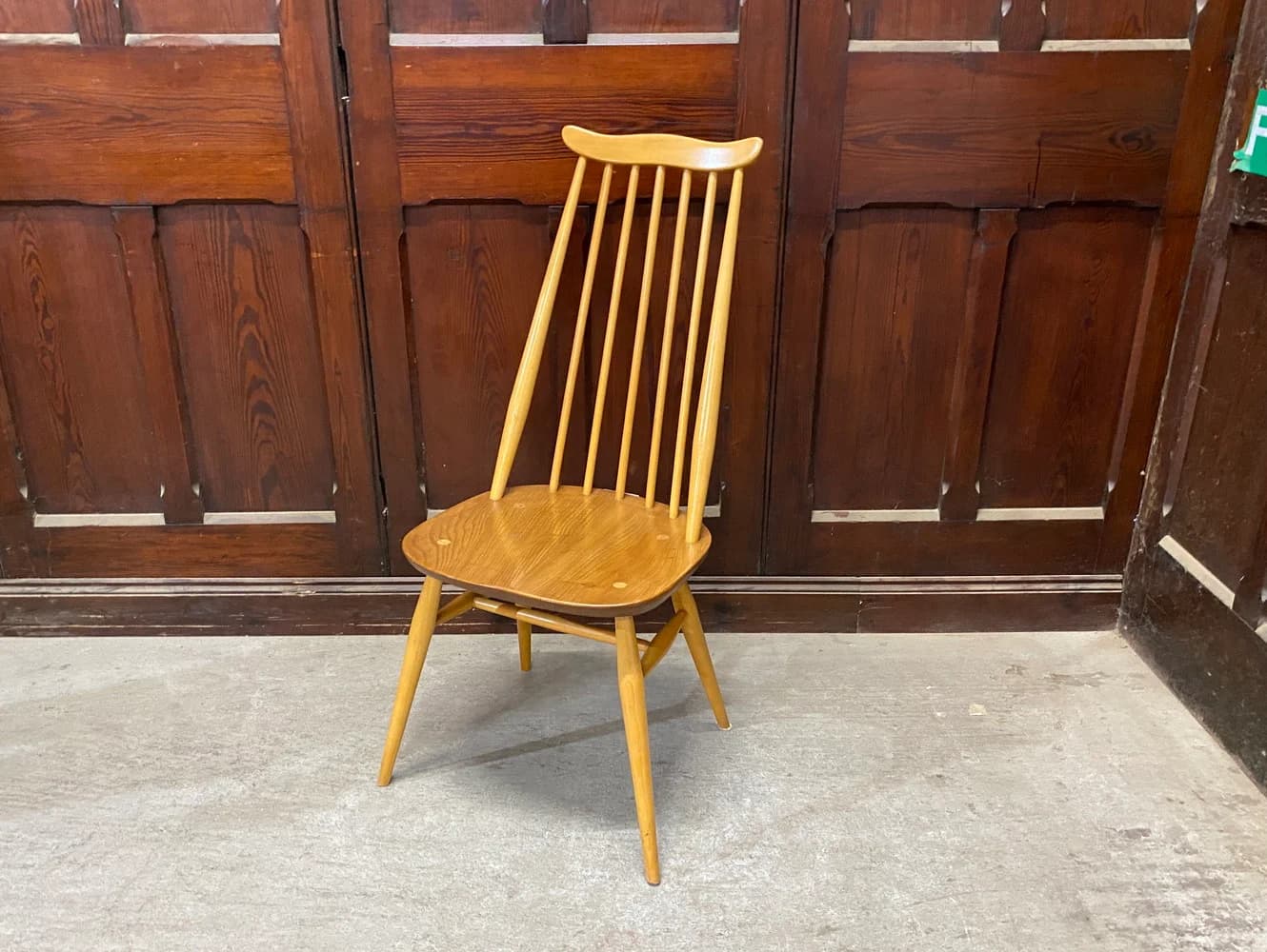 ゴールドスミス チェア|ブナ・エルム材・1960年代 明るいハチミツ色 ERCOL(アーコール)