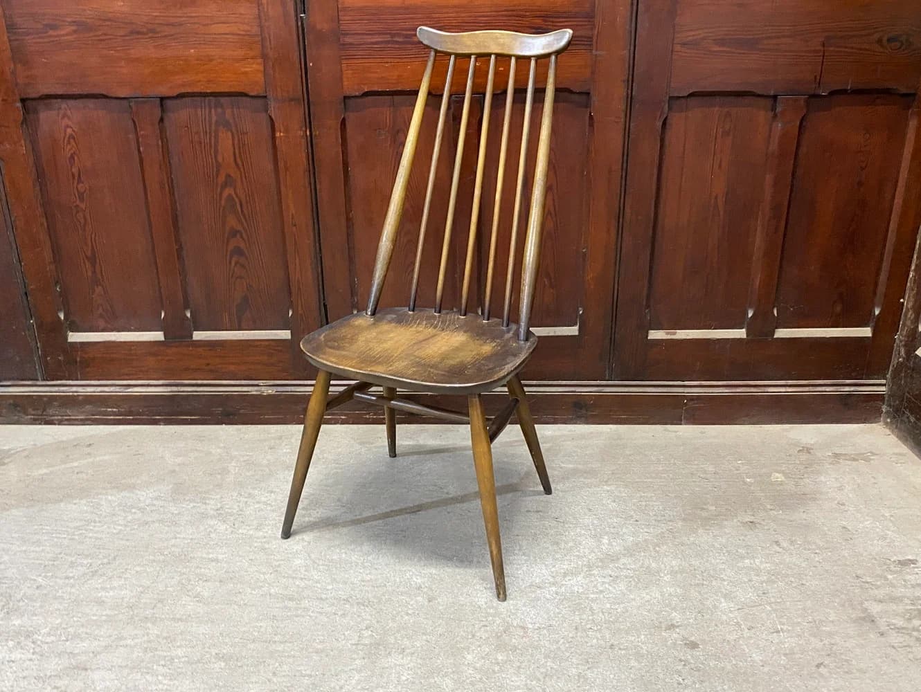 ゴールドスミス チェア|ブナ・エルム材・1960年代 エルム座面の濃淡 ERCOL(アーコール)