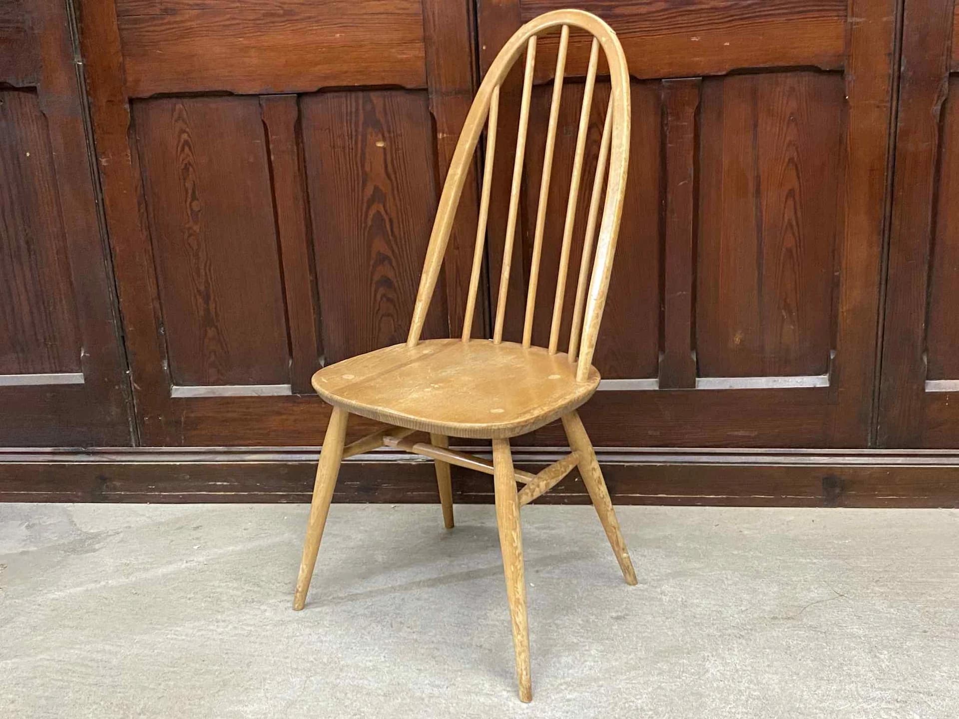 クエーカーチェア|ビーチ材・エルム材・1960年代 スポークバックの名作椅子 ERCOL(アーコール)
